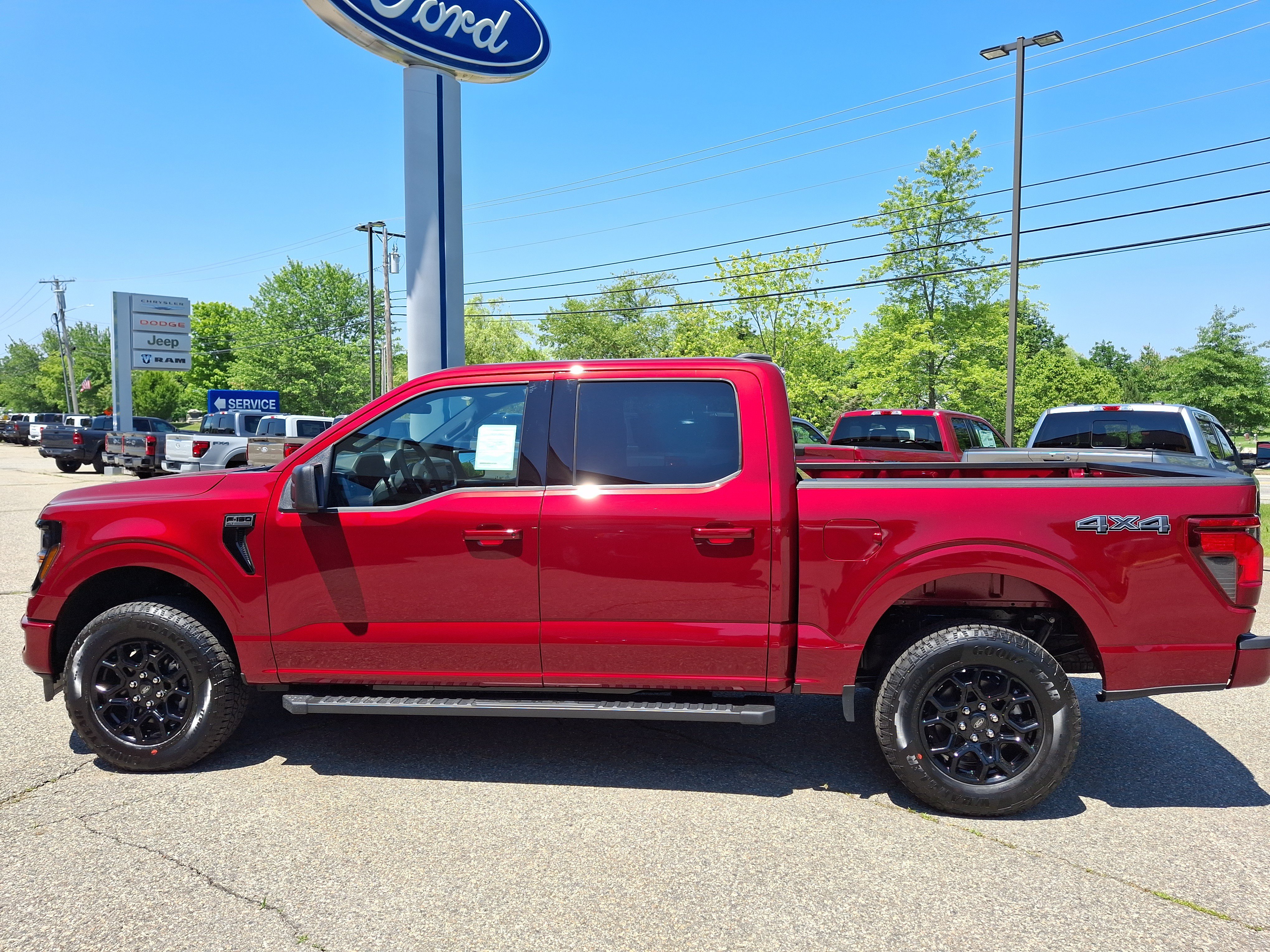 New 2026 Ruby Red Metallic Tinted Clearcoat Ford XLT image 2