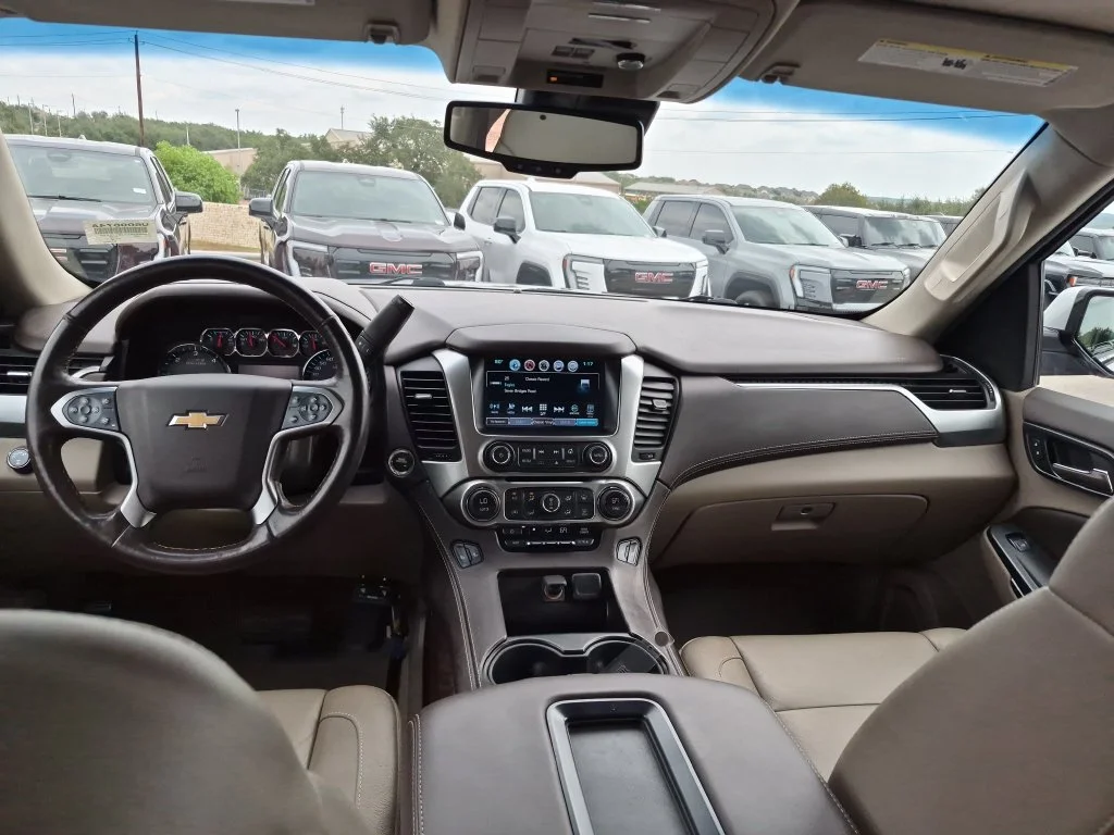 Used 2018 Silver Chevrolet LT image 27