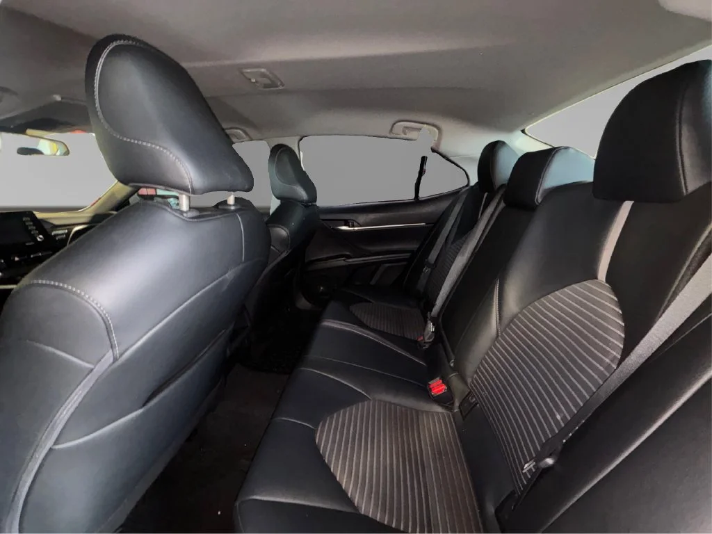 Used 2023 Ice Toyota SE image 11