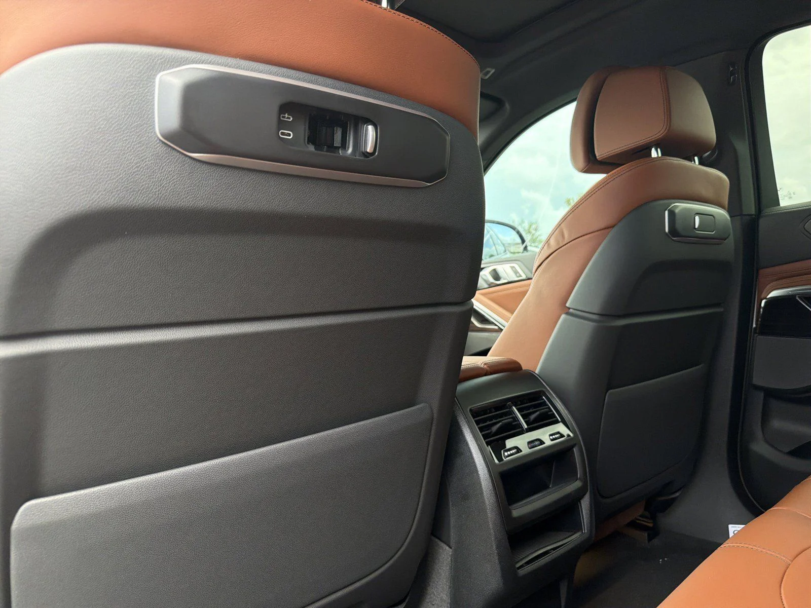 New 2027 Alpine White BMW xDrive40i image 20