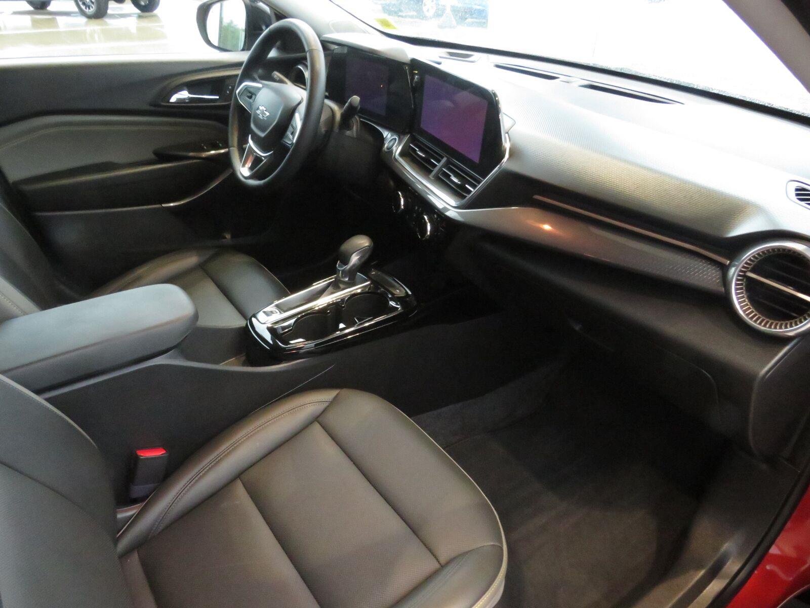 Used 2024 Cayenne Orange Metallic Chevrolet ACTIV image 36