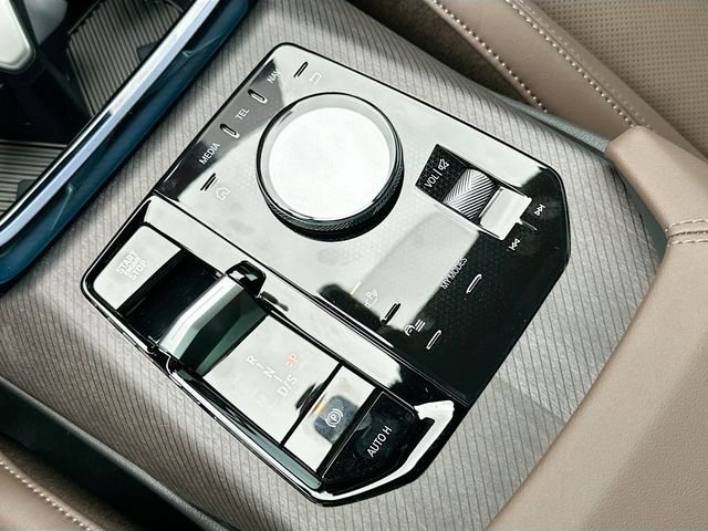 New 2026 White BMW 30 xDrive image 14