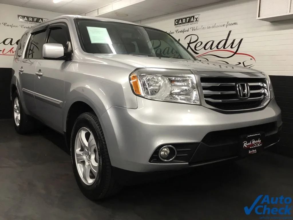 Used 2013 Silver Honda EX-L image 3