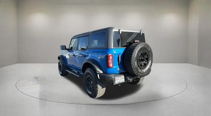 Used 2022 Blue Ford Wildtrak image 4