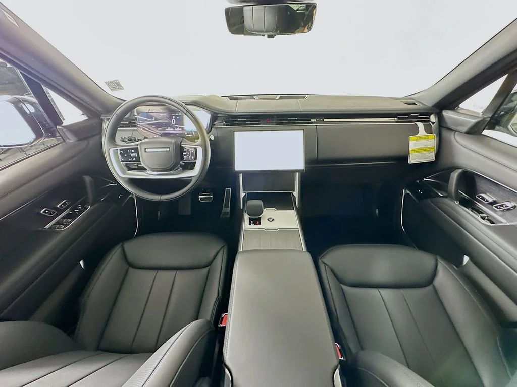 New 2026 Santorini Black Land Rover SE image 26