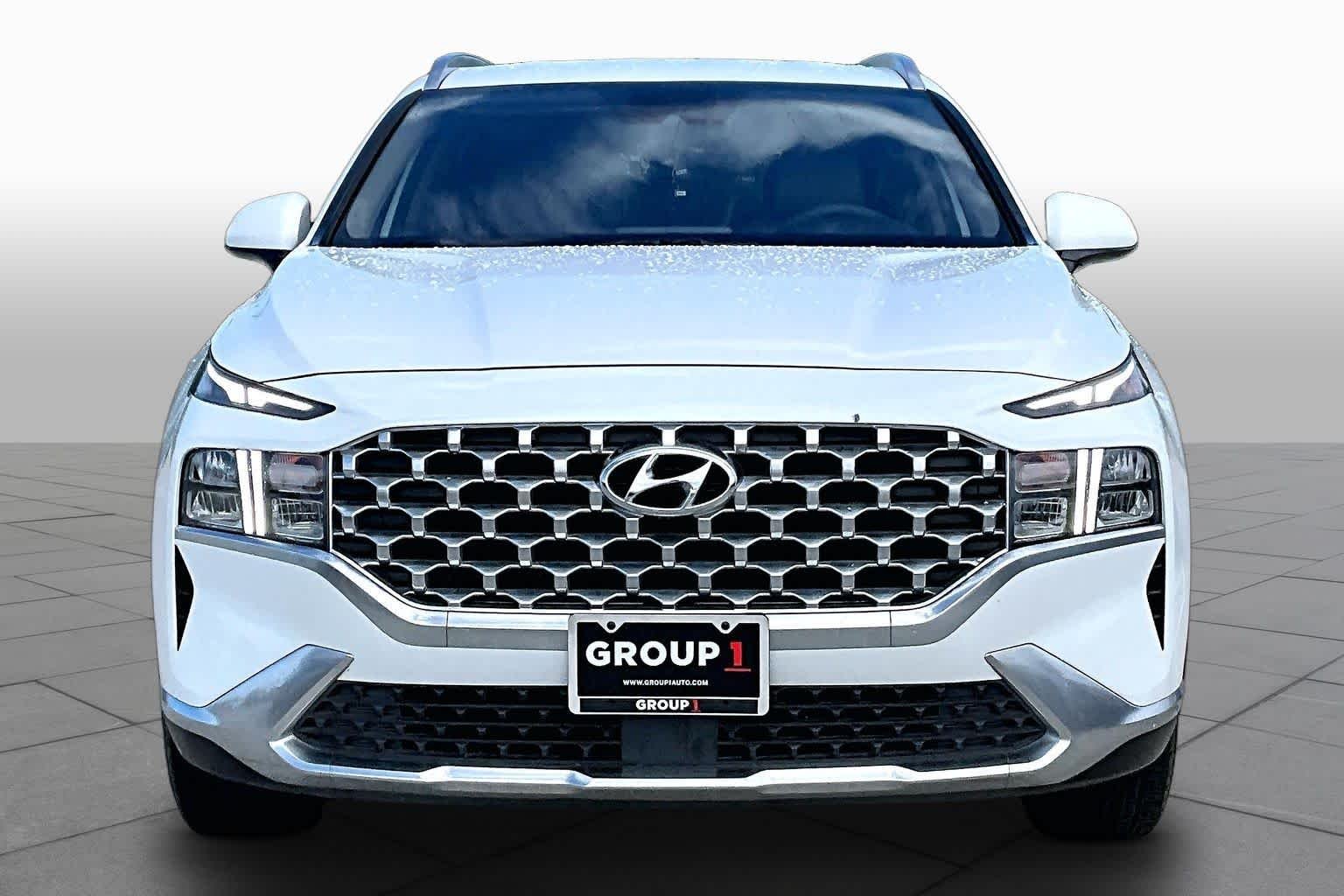Used 2022 Quartz White Hyundai SEL image 4
