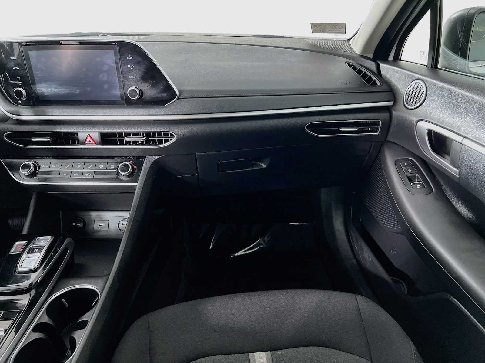 Used 2023 Serenity White Hyundai SE image 22