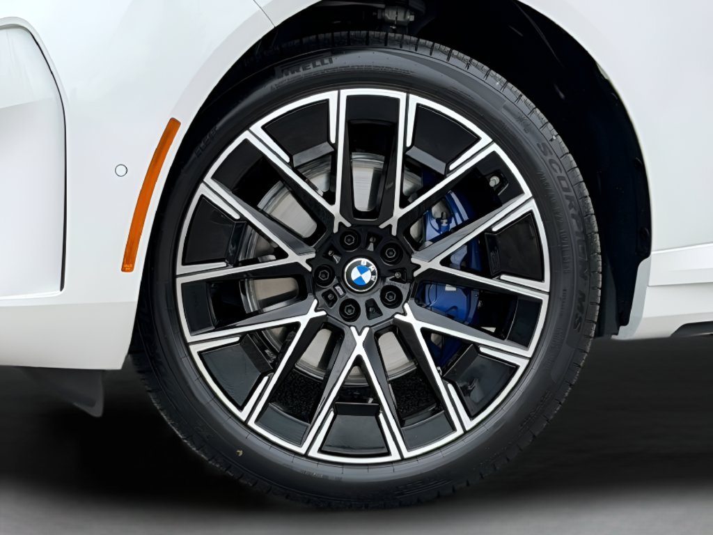 New 2027 Mineral White Metallic BMW  image 28