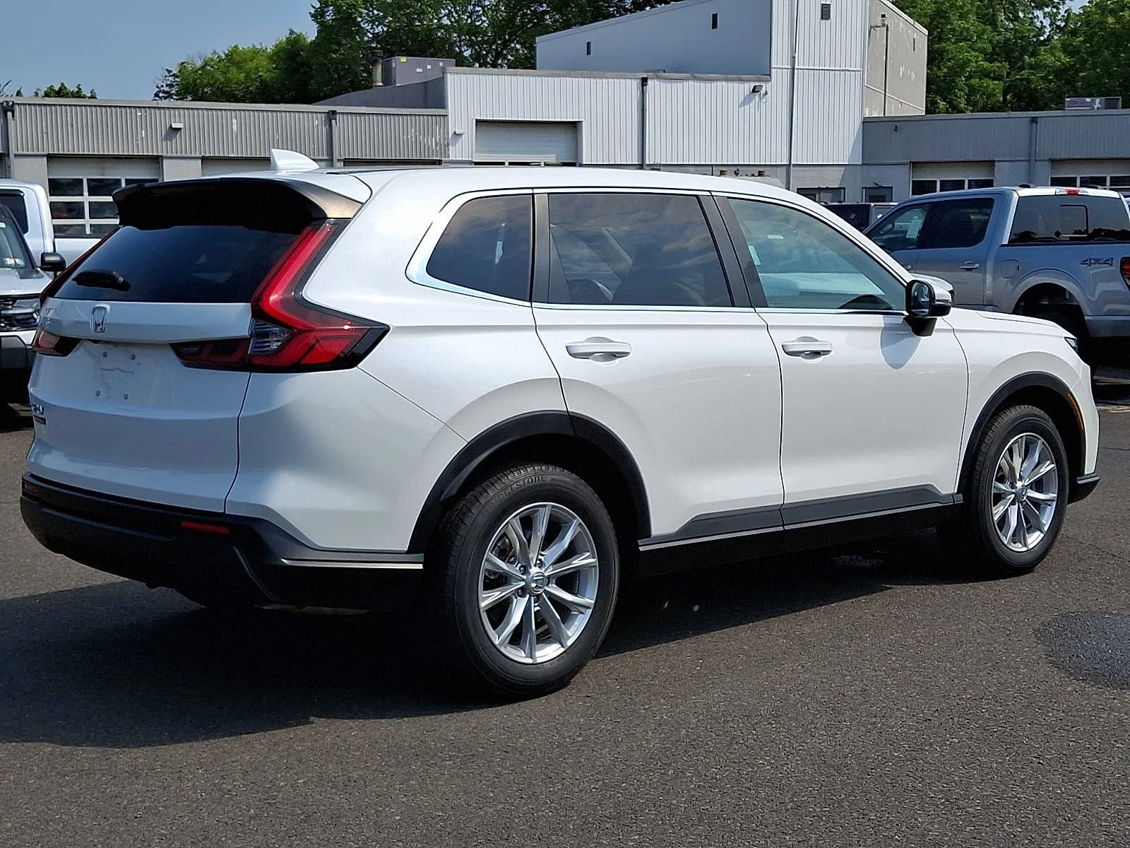 Used 2024 Platinum White Pearl Honda EX-L image 6