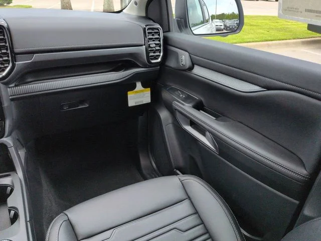 New 2026 Oxford White Ford Lariat® image 17