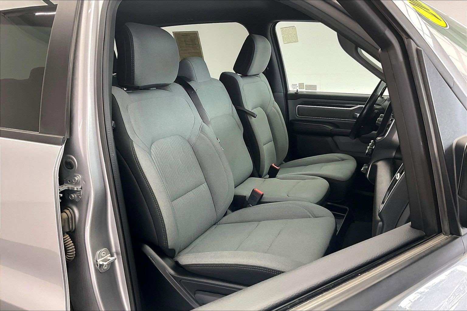 2022 Ram 1500 Big Horn Crew Cab 4x4 6'4" Box photo 5