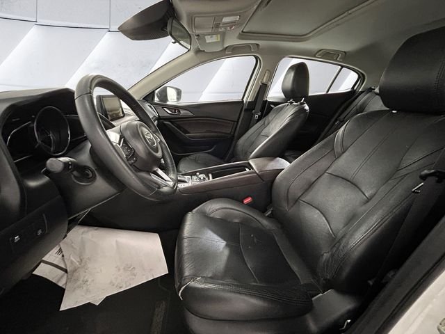 Used 2018 White Mazda Grand Touring image 7