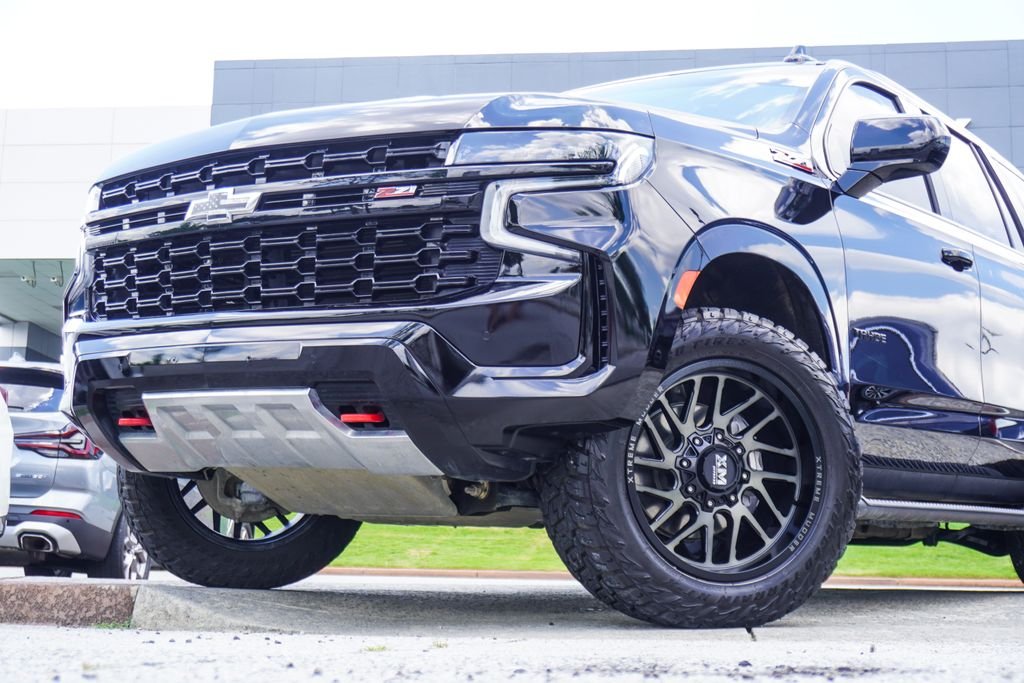 Used 2024 Black Chevrolet Z71 image 2