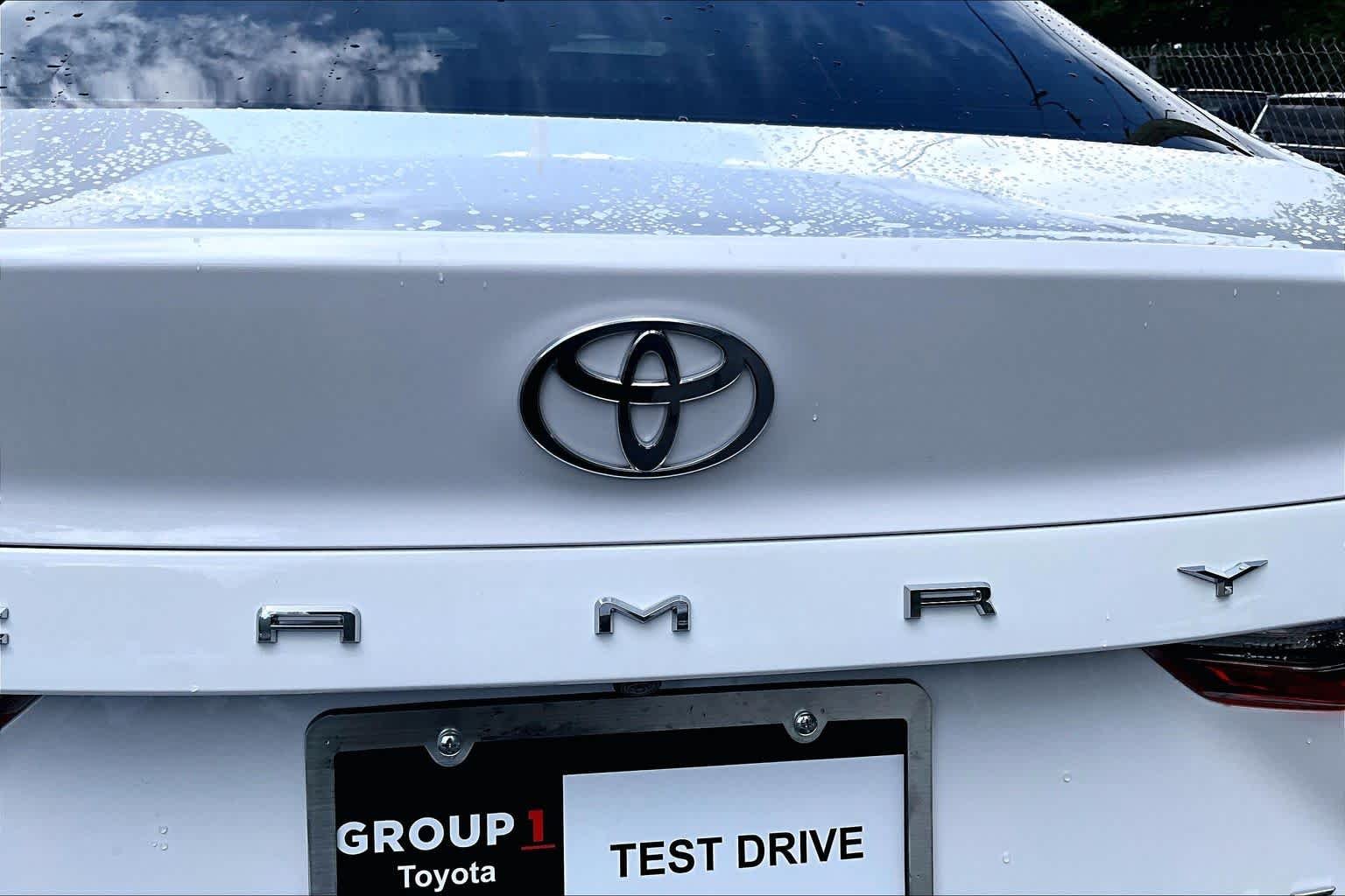 Used 2026 Ice Cap Toyota LE image 31