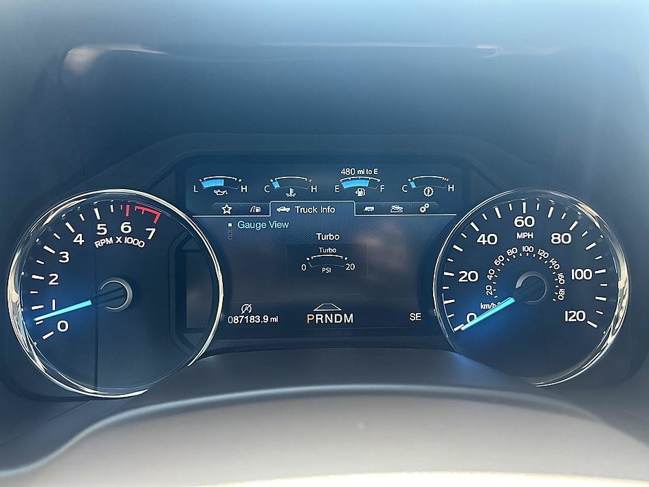 Used 2020 Black Metallic Ford King Ranch image 15