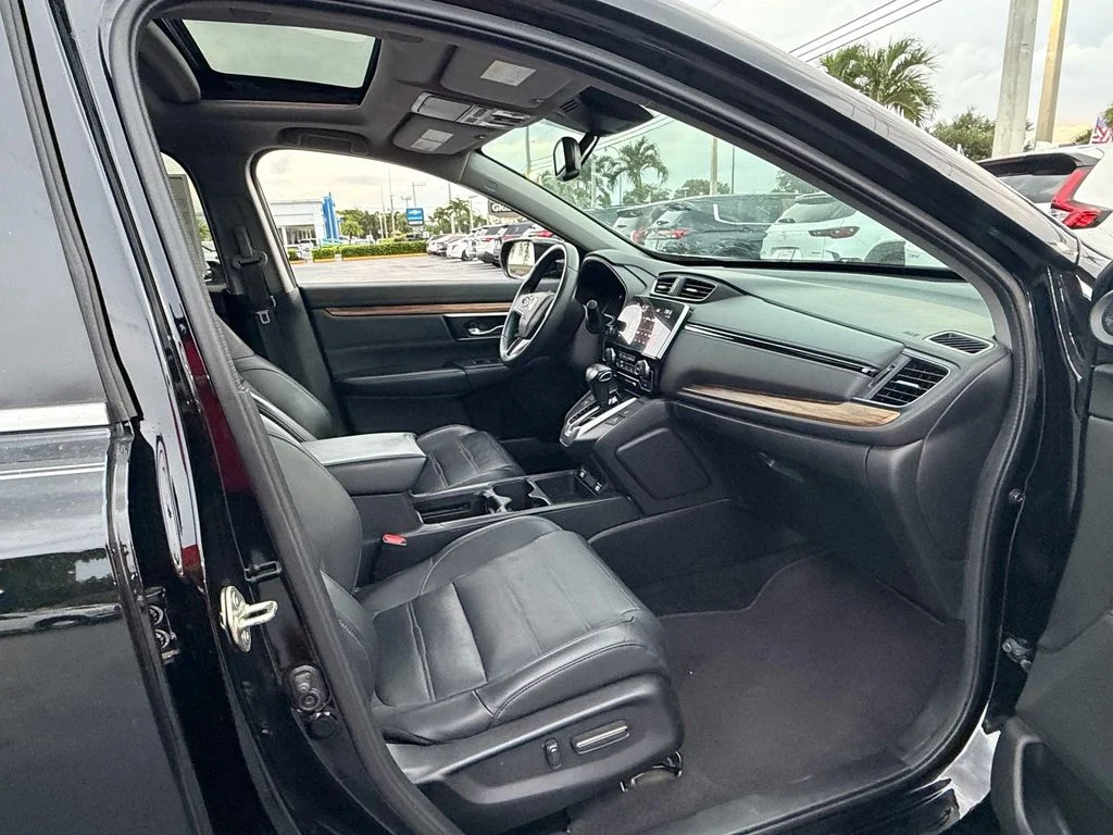 Used 2020 Black Honda EX-L image 17