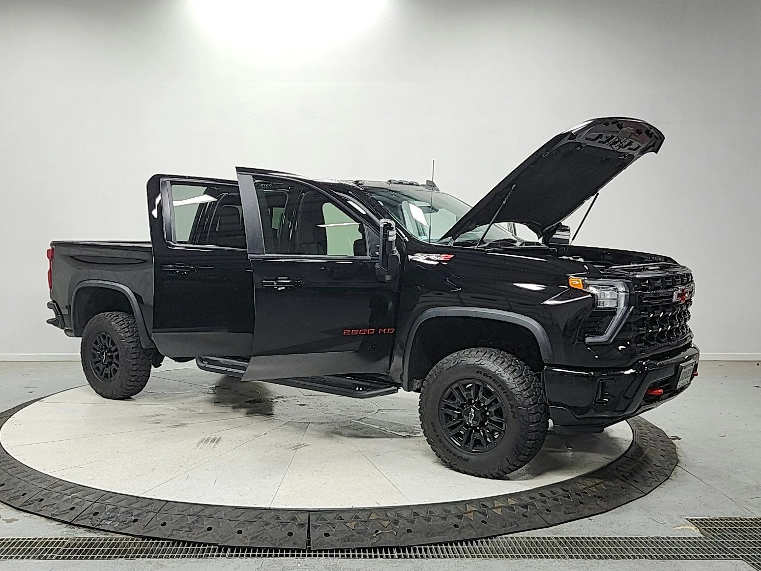 Used 2024 Black Chevrolet ZR2 image 9