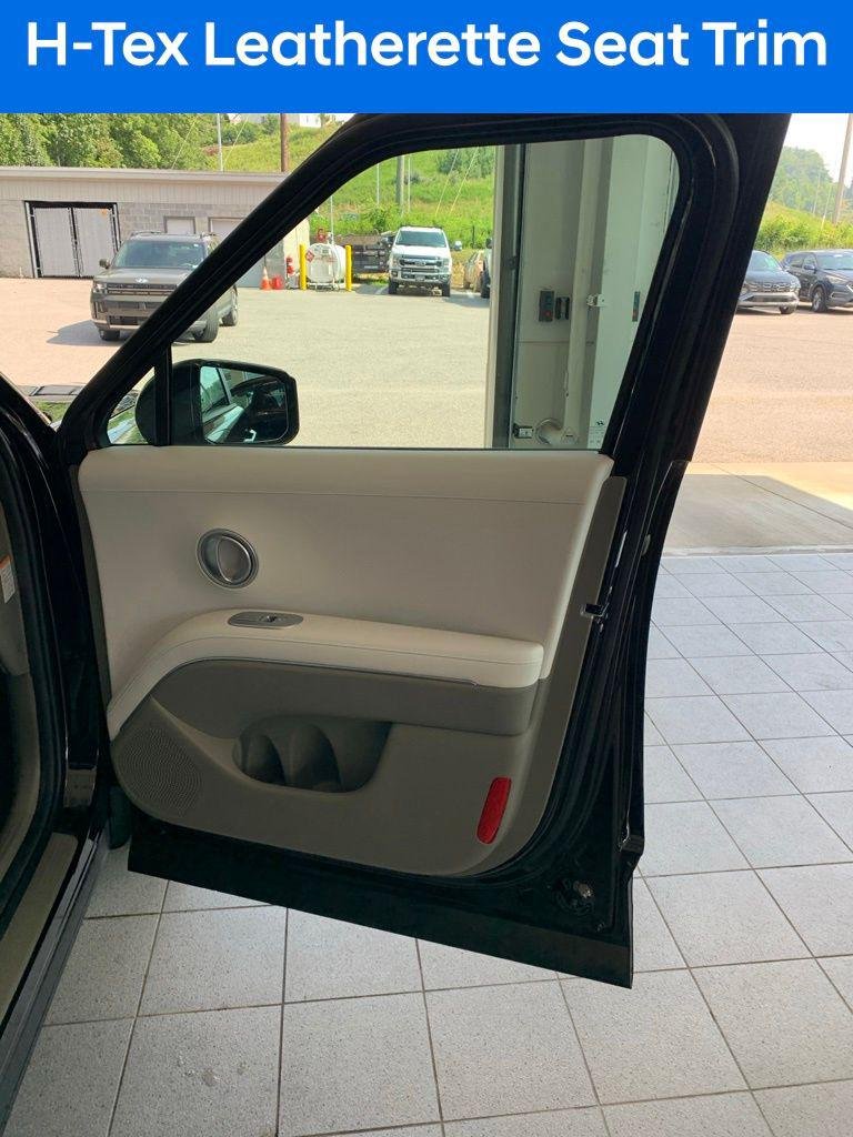 New 2026 Red Hyundai SEL Premium 7P image 14