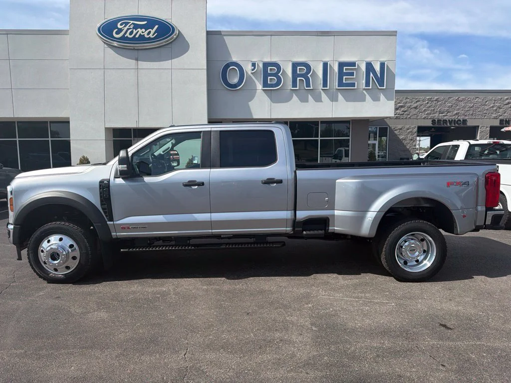 New 2027 Iconic Silver Metallic Ford F-450® XL image 2