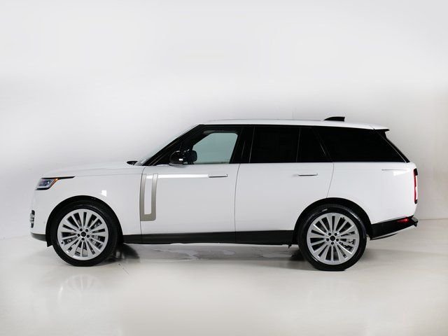 New 2026 Fuji White Land Rover SE image 6
