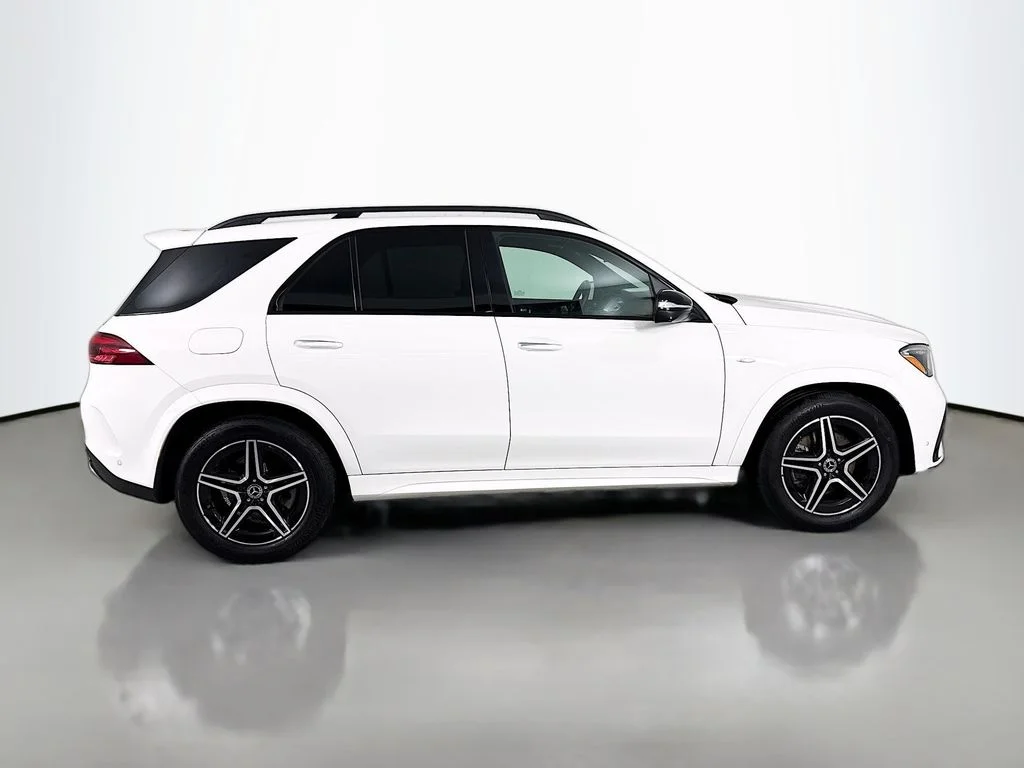 Certified Used 2025 Polar White Mercedes-Benz GLE 450e image 8