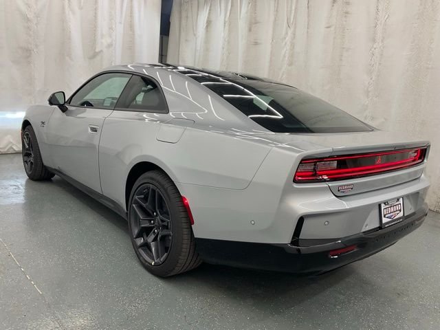 Used 2024  Dodge R/T image 5