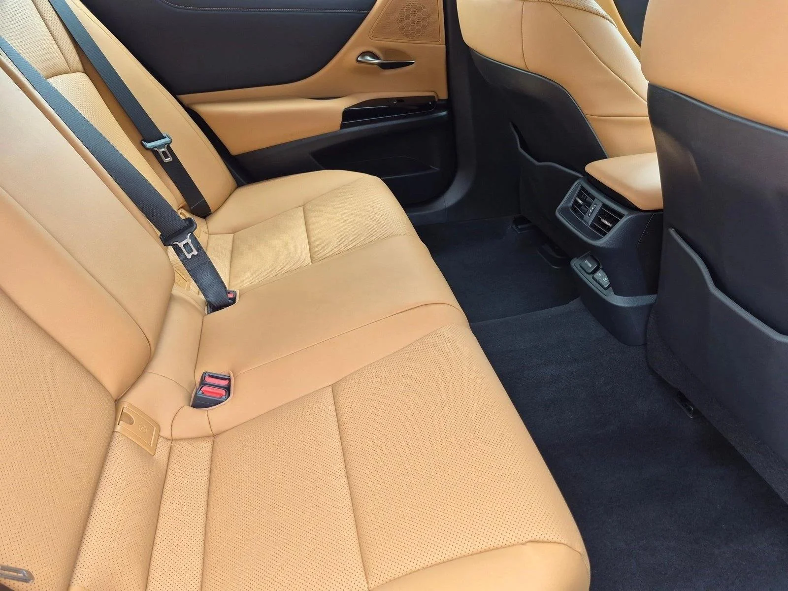Certified Used 2025 Matador Red Mica Lexus ES 350 image 19