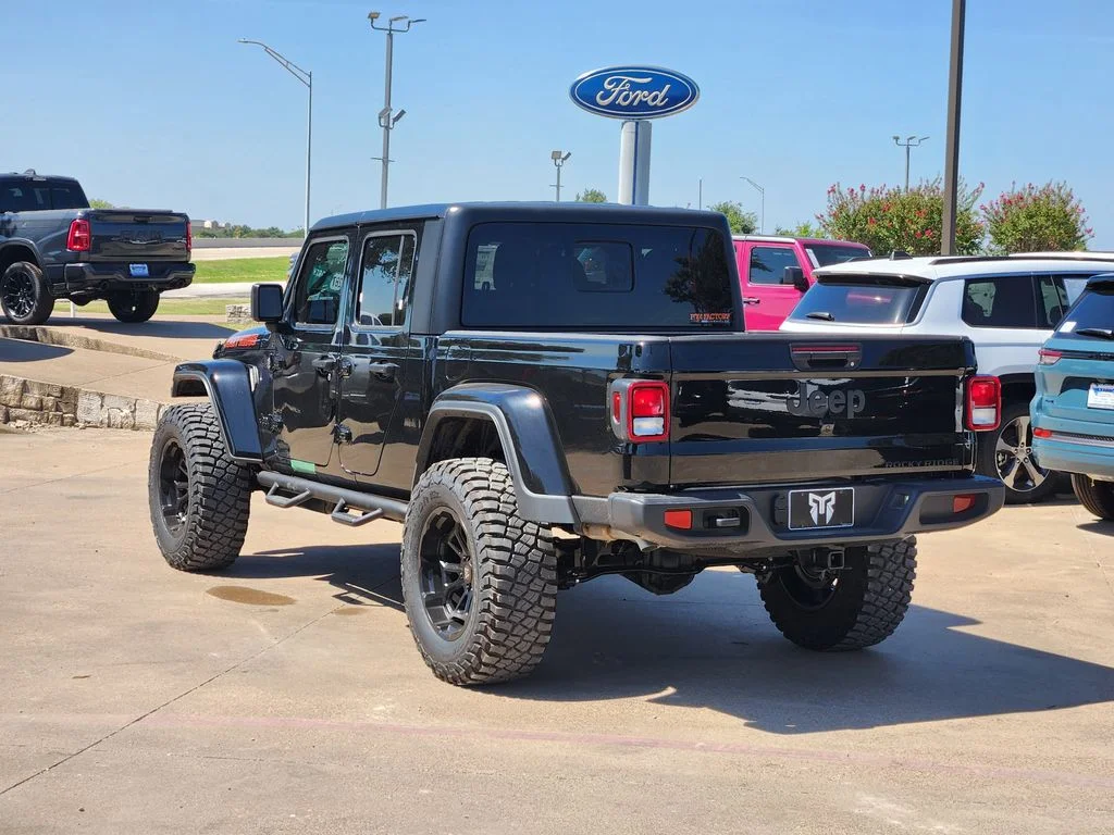 New 2026 Black Clear-Coat Exterior Paint Jeep Sport S image 3