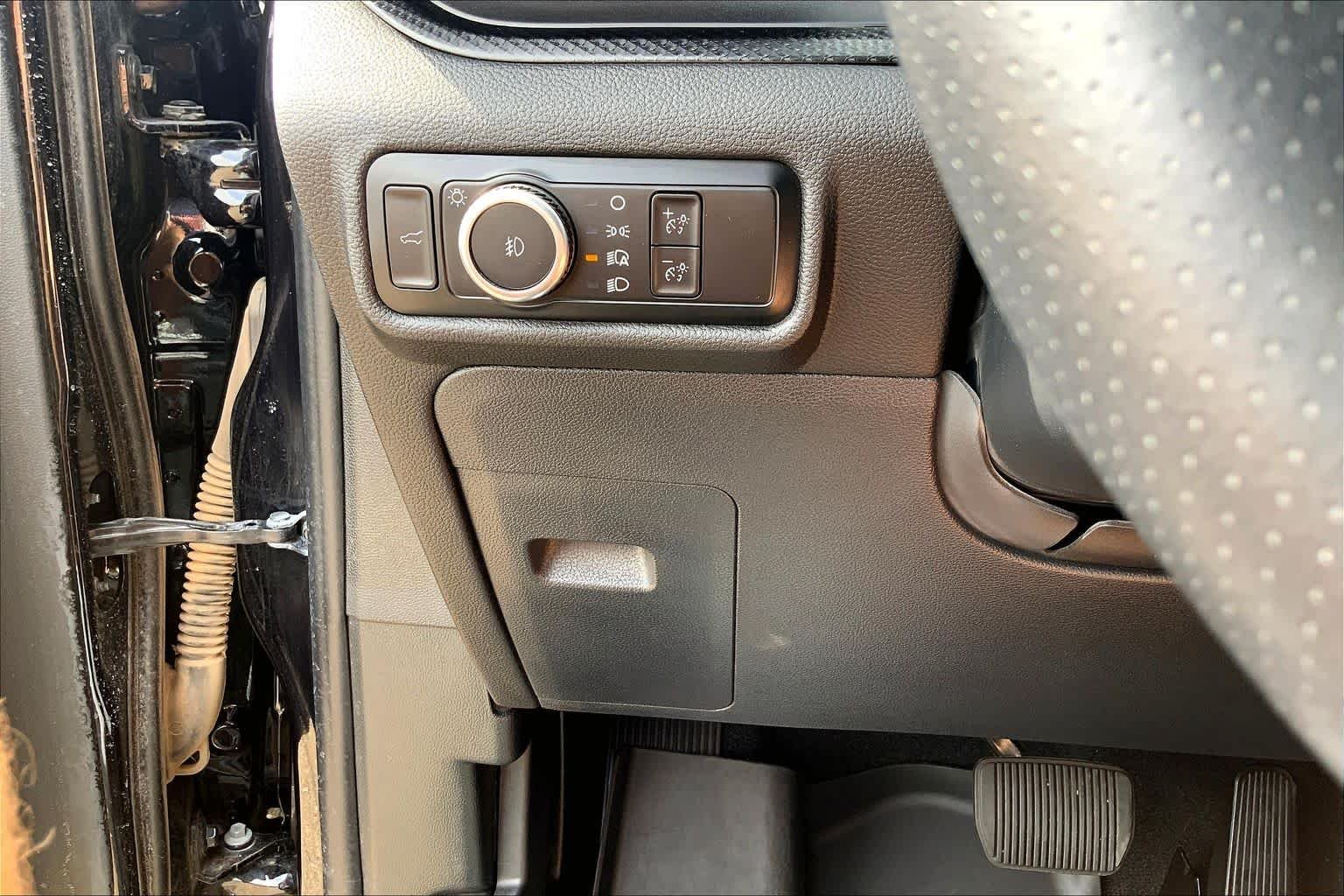 Used 2024 Agate Black Metallic Ford ST image 36