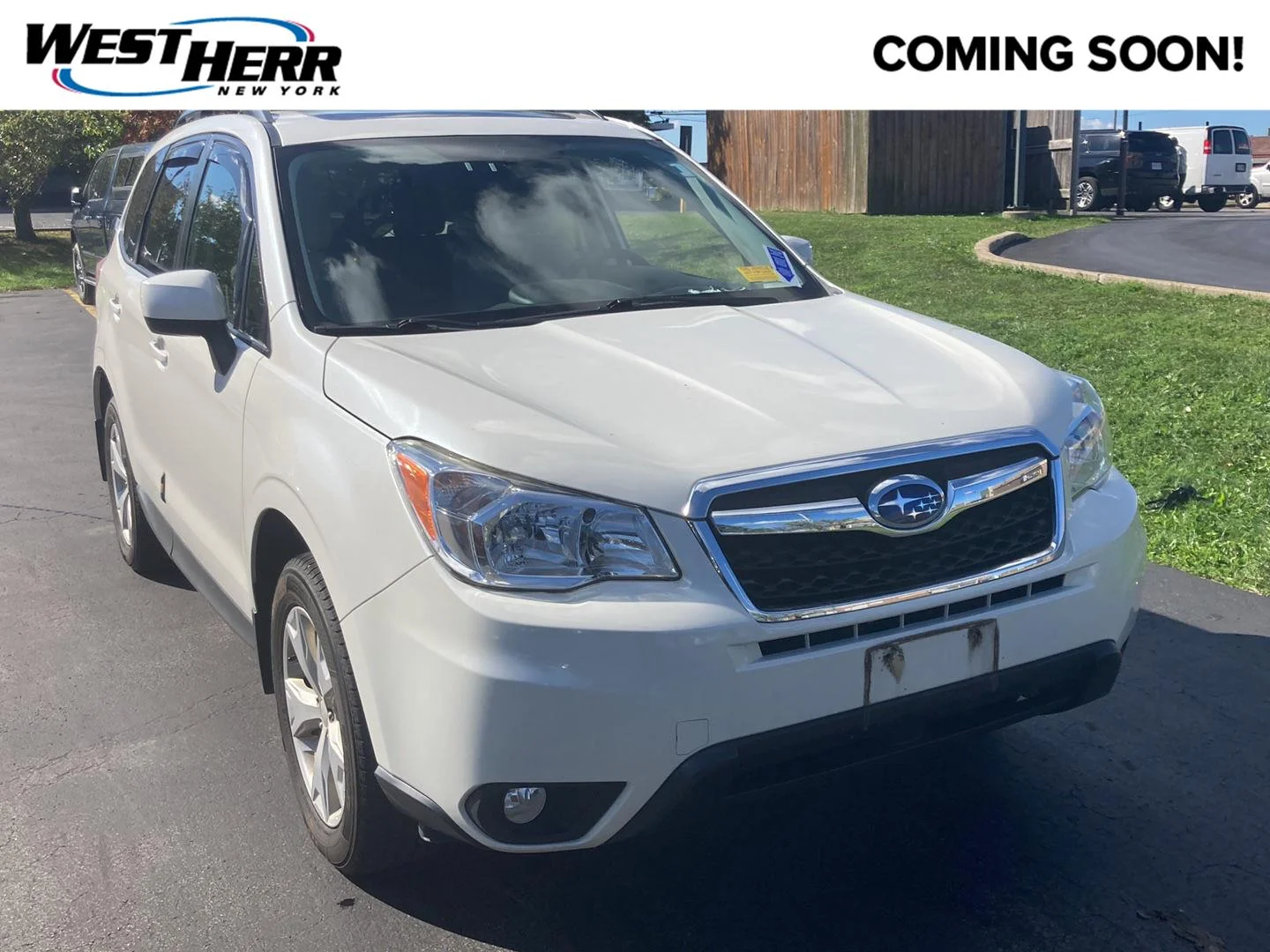 Used 2016 Crystal White Pearl Subaru 2.5i Premium image 1