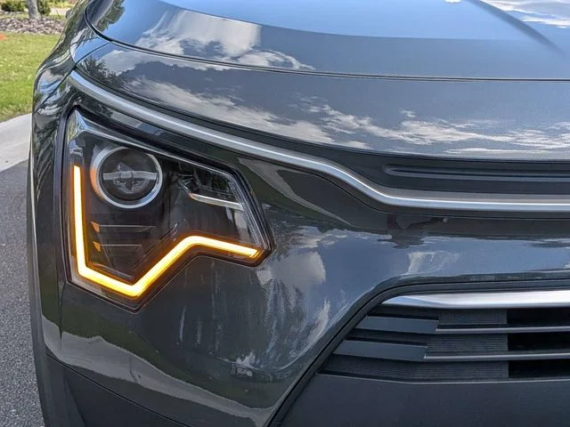 New 2026 Interstellar Gray Kia LX image 9