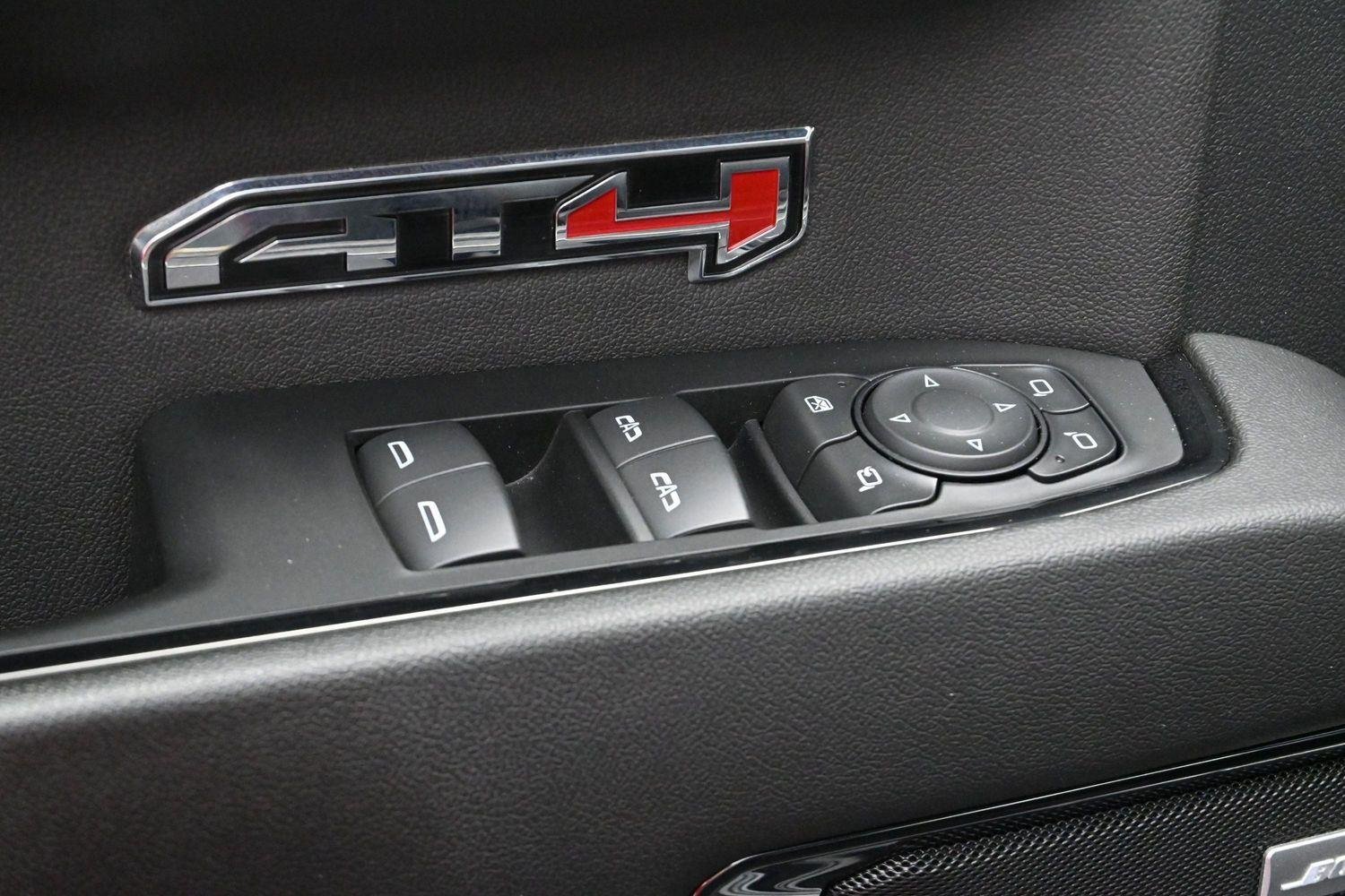Used 2024 Sterling Metallic GMC AT4 image 12