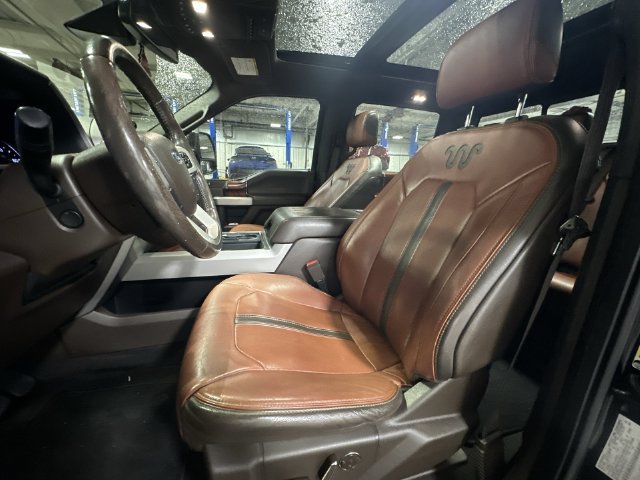 Used 2019  Ford King Ranch image 17