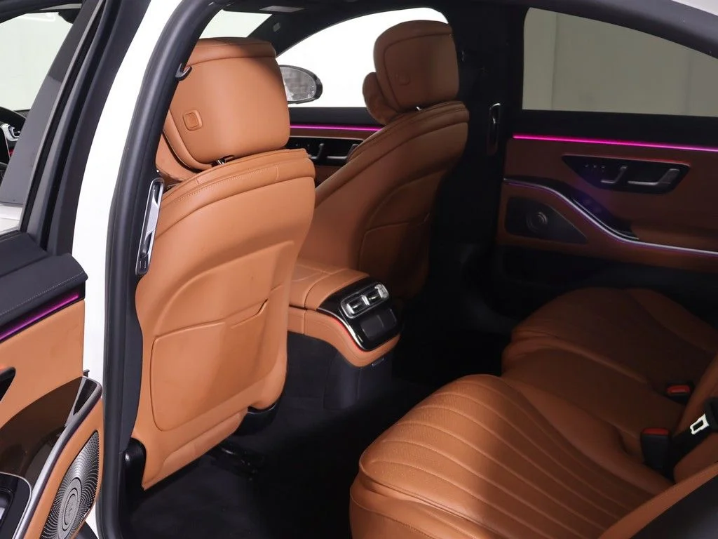 Used 2023 White Mercedes-Benz S 500 image 33