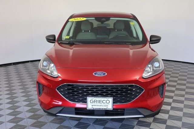 Used 2022 Red Ford SE image 3