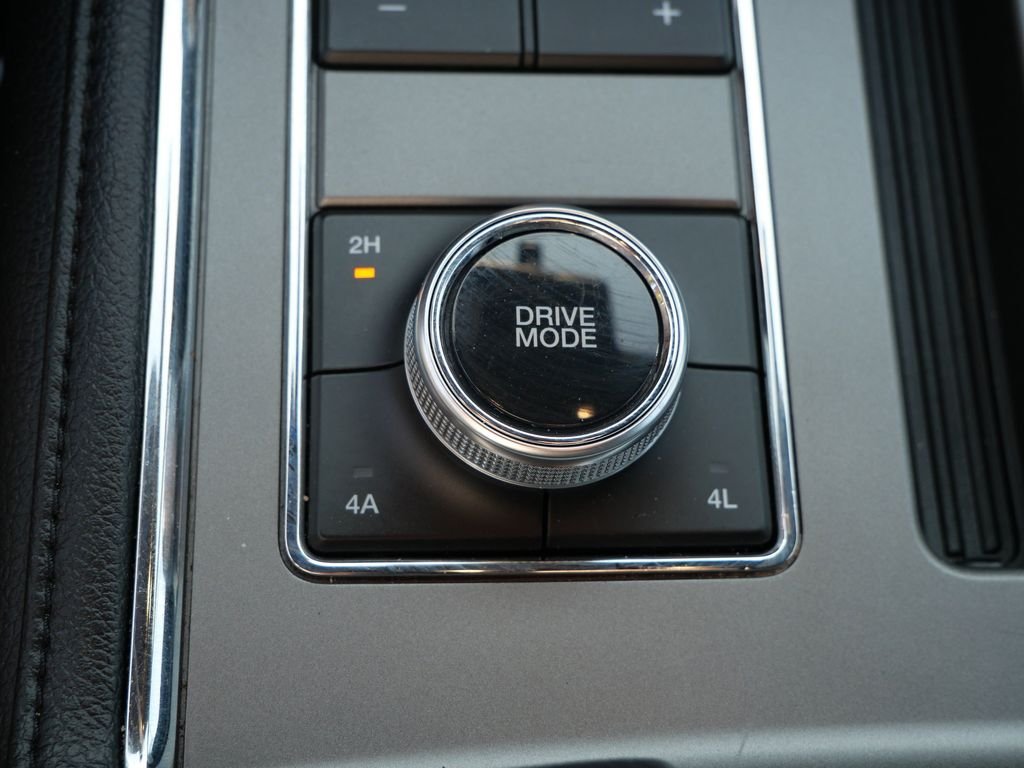 Used 2021 Black Ford XLT image 20