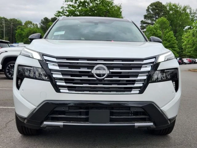 New 2026 White Nissan Platinum image 2