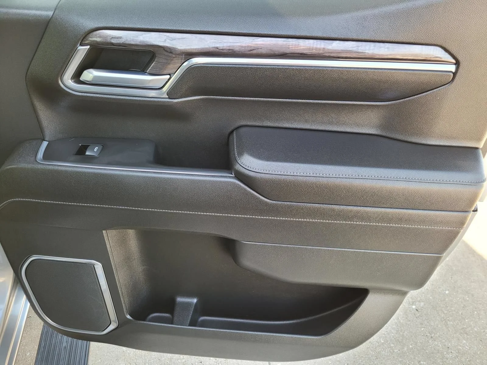 Used 2023 Sterling Gray Metallic Chevrolet LTZ image 11