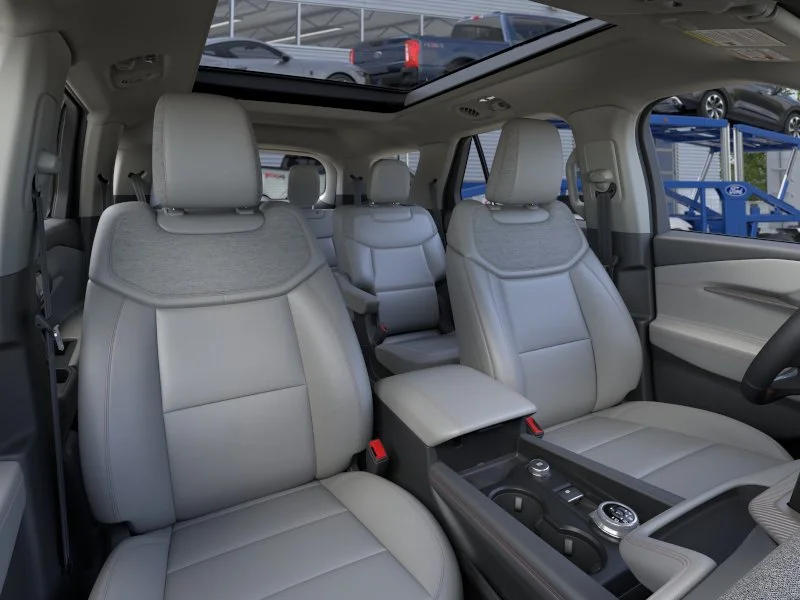 New 2026 Vapor Blue Metallic Ford Active image 26