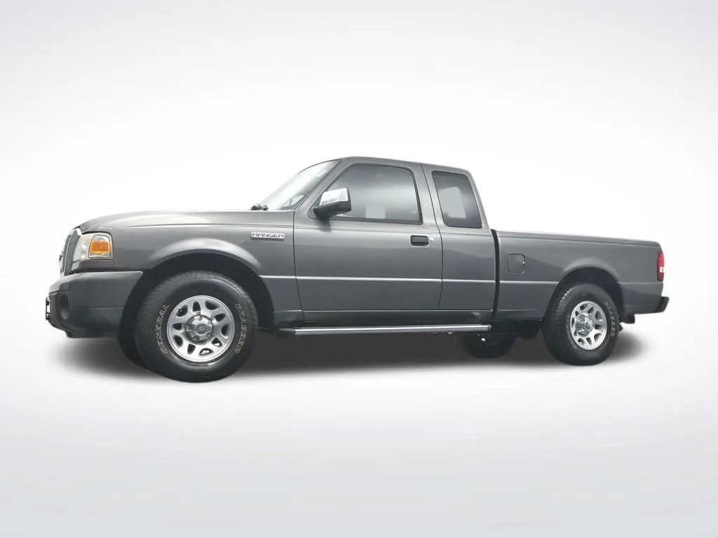 Used 2011 Dark Shadow Gray Metallic Ford XLT image 33