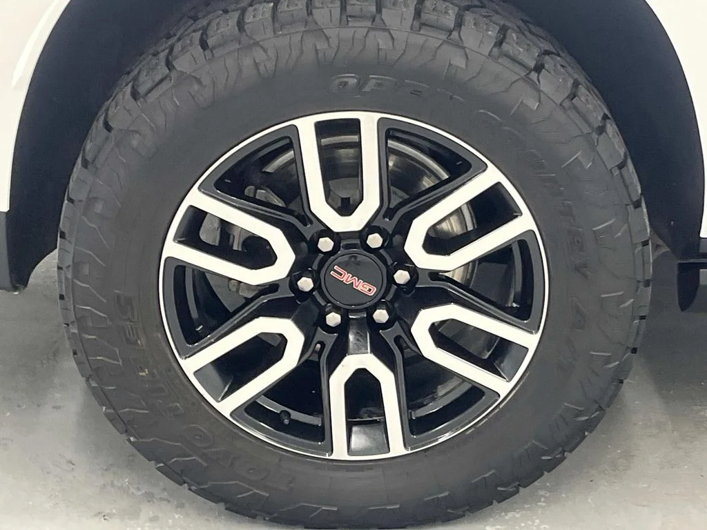 Certified Used 2023 Summit White GMC AT4 image 9