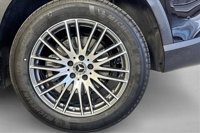 New 2026 Black Mercedes-Benz GLC 300 image 59