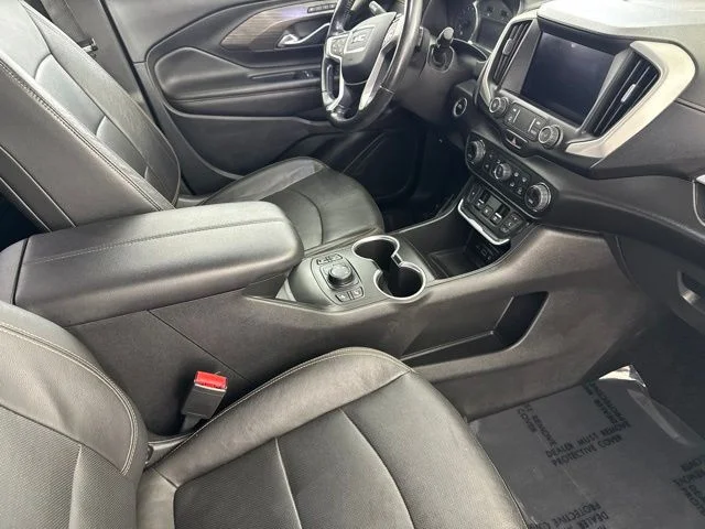 Used 2021 Silver GMC SLT image 24