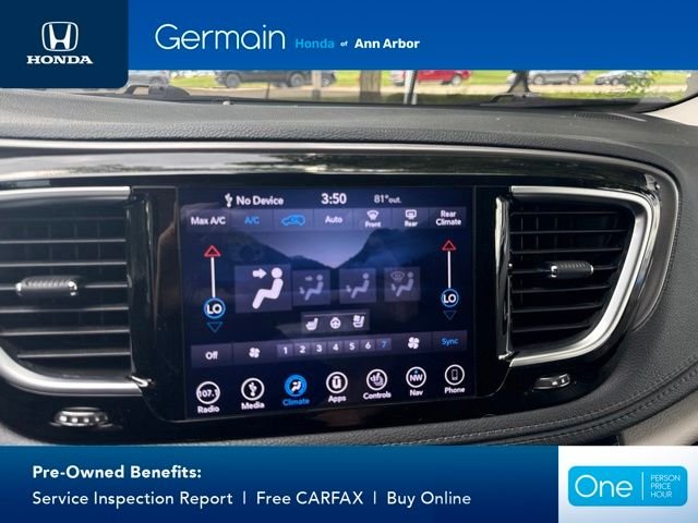 Used 2019 Brilliant Black Crystal Pearlcoat Chrysler Limited image 36