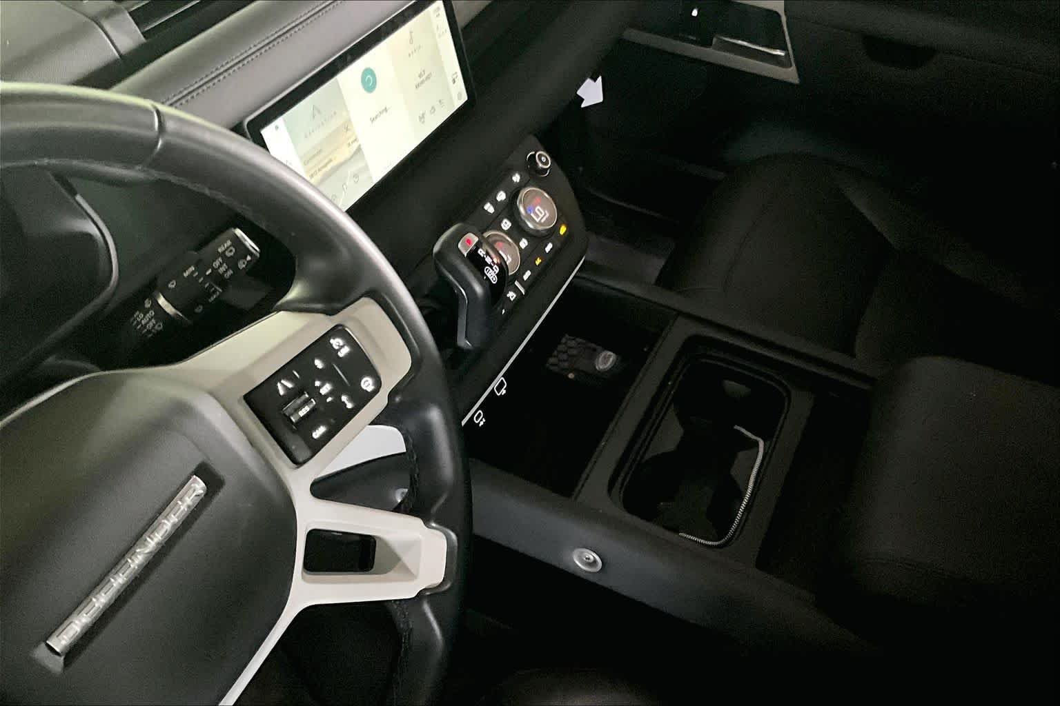 Used 2024 Gondwana Stone Metallic Land Rover S image 15