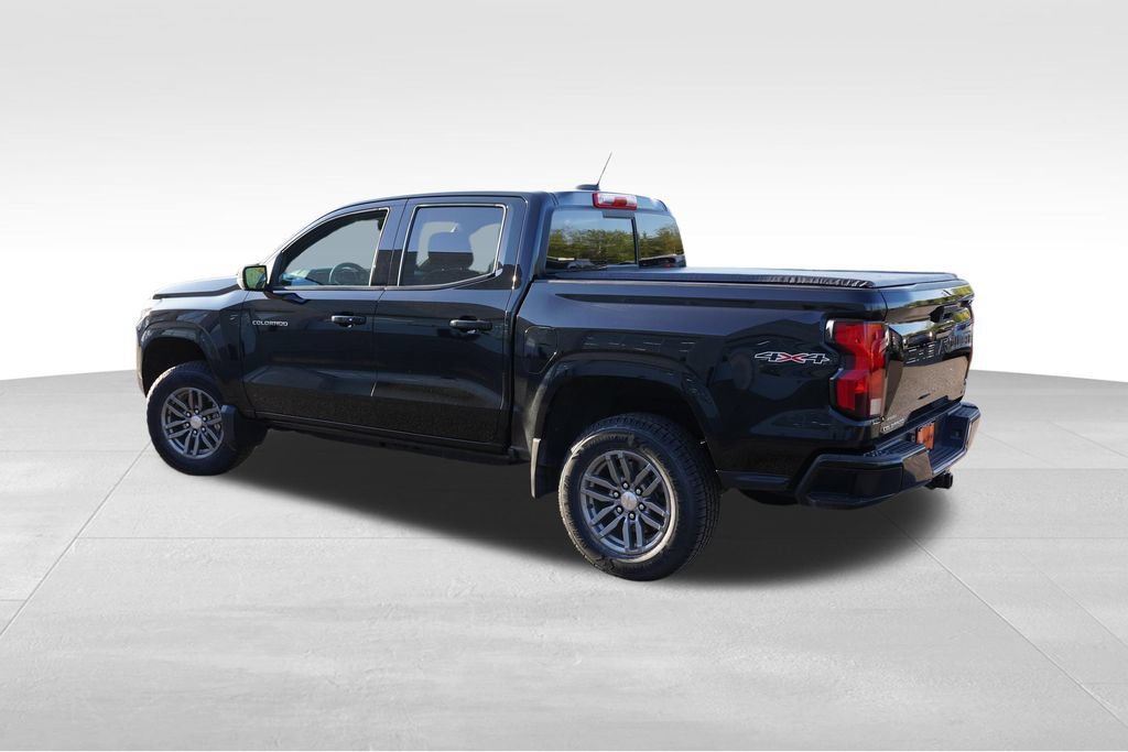 2023 Chevrolet Colorado LT - Photo 8