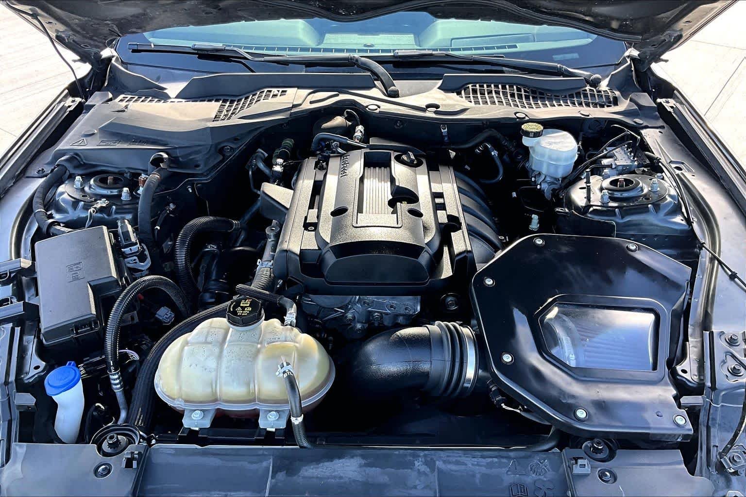 Used 2020 Magnetic Metallic Ford EcoBoost image 27