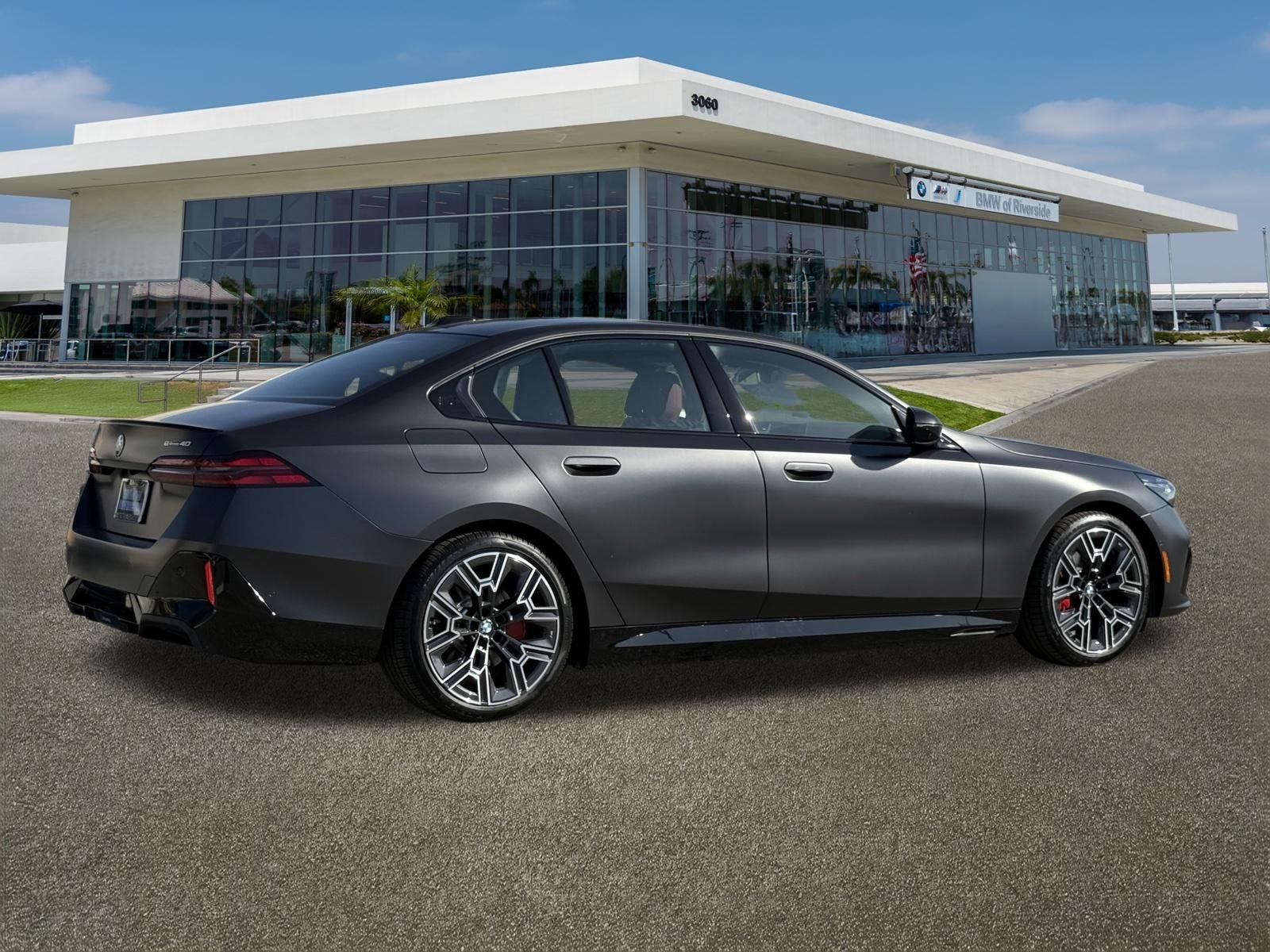 New 2027 Gray BMW eDrive40 image 11