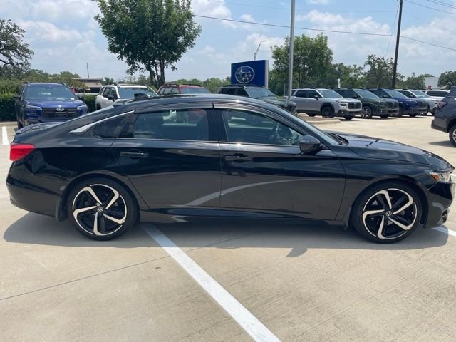 Used 2019  Honda Sport image 2