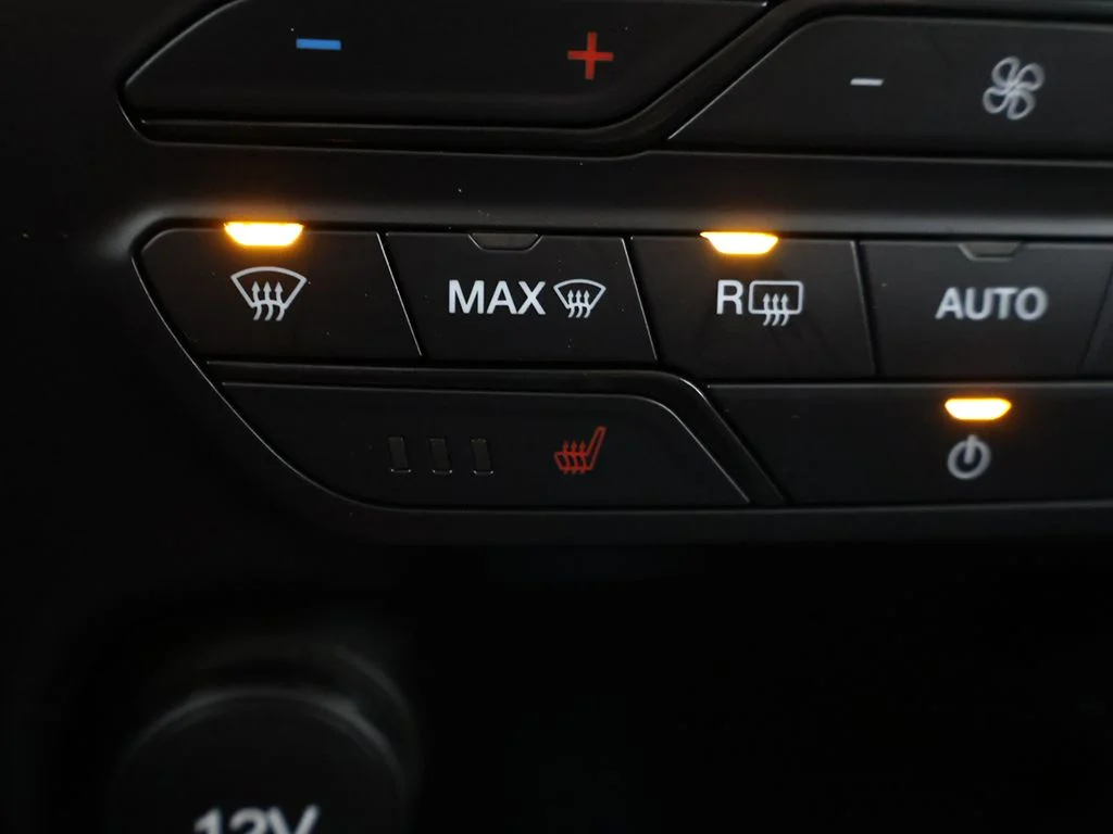 Used 2022 Shadow Black Ford Lariat image 54
